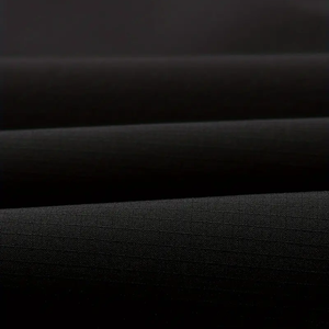 เสื้อแจ็คเก็ตพัฟเฟอร์ผู้ชายแบบคอตั้งผ้าแคนวาสสั่งทำได้ บริการ OEM สไตล์ไฮสตรีท ไซส์พลัส - Product Image 6