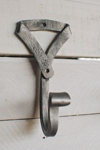 OEM Manufacturer Unique Cast Iron Wall <b>Hook</b> <b>For</b> Hanging <b>Keys</b> Coats Hats Towels And Bags In Rustic Farmhouse Inspired Spaces - Product Image 3