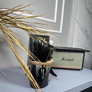 แก้วเขาสัตว์ไวกิ้งแบบดั้งเดิม ทำมือ เป็นมิตรกับสิ่งแวดล้อม ลายแกะสลักสไตล์สัตว์  พร้อมตัวเลือกสลักชื่อส่วนตัว งานฝีมือธรรมชาติสำหรับดื่ม - Product Image 5