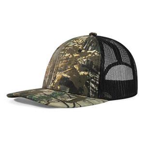 Gorra de camionero a rayas de perfil alto de 5 paneles personalizada, gorra de béisbol con rayas laterales y logotipo bordado - Product Image 1