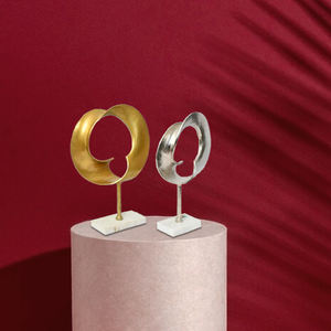Luxe de haute qualité Design contemporain en aluminium Sculpture décorative Table Top Statue maison salon décor articles ensemble Original - Product Image 3