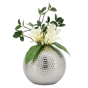 Florero de aluminio clásico hecho a mano con acabado de latón Natural, florero decorativo personalizado para el hogar, a la venta - Product Image 3