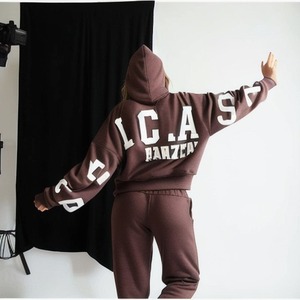 Directement de l'industrie logo personnalisé sweats à capuche et pantalons de survêtement ensemble de jogger femme, femmes survêtement 2 deux pièces ensemble pantalons de survêtement - Product Image 1