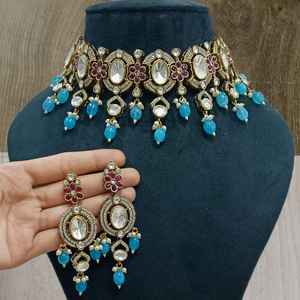 Diseño elegante tradicional de conjunto de collar nupcial de Kundan pesado conjunto de Gargantilla para mujeres niñas para funciones de boda - Product Image 6
