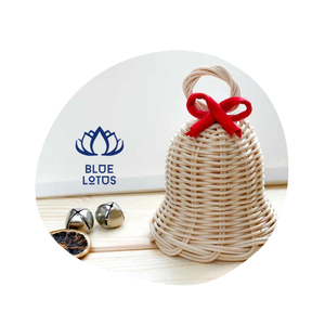 Prix de gros Rotin Cloche Décoration Festival de Noël Ornements 2023 Bleu Lotus Farm Light - Product Image 1