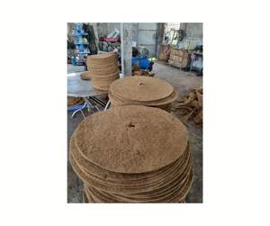 Disque de coco de noix de coco de qualité supérieure: 100% naturel, écologique pour la couverture du sol et le paillage, exporté directement des meilleurs fournisseurs du Vietnam - Product Image 1