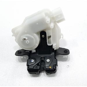 Serrure de hayon arrière Toyota Yaris Série 69350-02090 (17>20) - Product Image 4