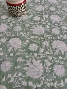 Nappe en coton imprimée à la main : motif floral vert et rayures, décoration bohème, linge de table ethnique pour la maison, au meilleur prix - Product Image 2