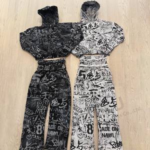 ชุดวอร์มกีฬาฤดูหนาวแบบยูนิเซ็กซ์ ปักลาย ผ้าฟลีซคอตตอน 100% ชุดออกกำลังกาย วิ่ง ฝึกซ้อม ขายส่ง รับผลิตแบรนด์ส่วนตัว - Product Image 1