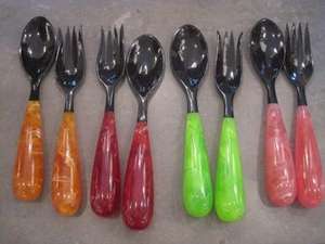 Ensemble d'ustensiles à salade en résine blanche tourbillonnée avec cuillère, fourchette et serveur - Passe au lave-vaisselle - Utilisation à domicile et à l'hôtel - Fait à la main - Product Image 4