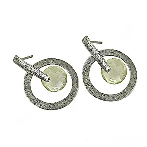 Boucles d'oreilles clous en argent 925 pour femme, motif cercle géométrique, sertissage clos de pierre naturelle, bijoux minimalistes pour le quotidien - Product Image 1