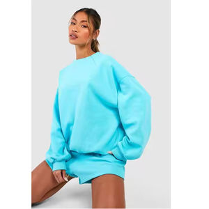 Conjunto deportivo informal de dos piezas para mujer superventas, Sudadera con capucha y pantalones cortos de gran tamaño, técnicas lavadas con patrón sólido - Product Image 3