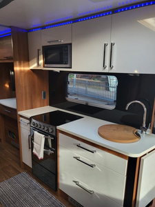 Best Selling New Modern Lightweight 6 Person Outdoor Waterproof Mini Mobile Caravan Trailer for Sale - Product Image 3