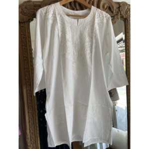 Traje de Baño Floral Empress Blanco sobre Blanco con Bordado - Product Image 1