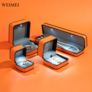 Weimei Elegent PU da trang sức vòng đeo tay mặt dây chuyền Hộp Quà Tặng Trường hợp với ánh sáng LED forjewelry hiển thị đám cưới Ngày Valentine - Product Image 4