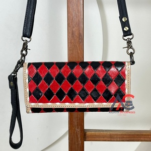 Mini sac à bandoulière de luxe pour femmes usiné à la main avec sangle en cuir à carreaux Long portefeuille à trois volets pochette de créateur de luxe sac à main - Product Image 1