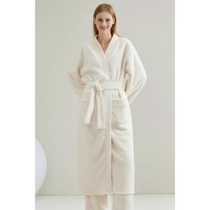 Conjunto de Bata de Baño de Felpa de Lujo |   Bata de Forro Polar Unisex con Pantalones |   Bata de Spa Suave y Acogedora |   Ropa de estar para invierno - Product Image 6