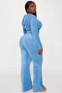 Survêtement pour femmes de haute qualité Survêtement en velours bleu clair pour femmes Fournisseur pakistanais Prix bas Tenue coordonnée tendance pour femmes - Product Image 6