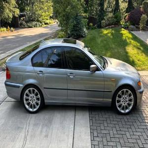 BMW 330I ZHP SEDÁN USADO 2005, Volante a la Izquierda/Derecha - Product Image 1