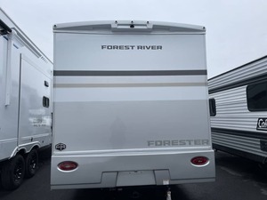 Nouvelle caravane Forest River Forester 2441DSF 2026 à vendre pour le camping et les voyages - Product Image 3