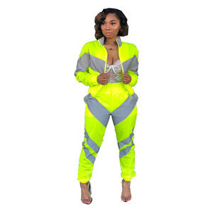 Customized Women <b>Zip</b>-<b>up</b> Tracksuit Set <b>Zip</b>-<b>up</b> <b>Jacket</b> Lightweight Waterproof Windbreaker Set Training Tracksuit Women - Product Image 2