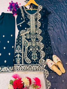 Elegante zorro Georgette Top y Palazzo Set con Dupatta con hermosa secuencia bordada perfecta para fiesta ropa festiva - Product Image 5