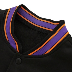 Blouson universitaire de baseball pour homme, modèle 2026, personnalisé, style urbain, en laine noire véritable avec manches en cuir de vachette - Product Image 4