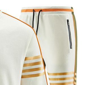 Chándal Informal de Forro Polar con Bordado Personalizado y Parches Desgastados, Estilo Urbano 2025, Unisex, 100% Poliéster, para Invierno - Product Image 3