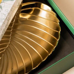 Plateau décoratif en métal en forme de feuille d'or, nouveau et très vendu, pour la décoration de la maison, centre de table, rangement de bijoux, bonbons et utilisation au Golfe - Product Image 6