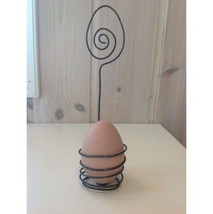 Support à œufs vintage en fer forgé, design durable, finition noire, forme et logo personnalisables, pour la décoration de la table de cuisine ou de salle à manger - Product Image 1