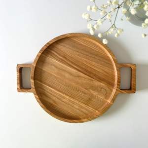 Plateaux ronds en bois parfaits pour organiser les comptoirs de cuisine avec une texture de bois naturel et un design pratique - Product Image 4