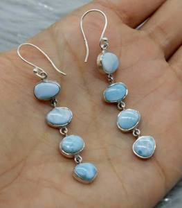 Boucles d'oreilles à clous en pierres précieuses Larimar à facettes de 8mm Qualité incroyable en argent sterling 925 avec placage à l'or Occasion spéciale Porter des bijoux - Product Image 3