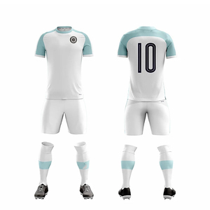 Fabricante de Uniformes de Fútbol Personalizados OEM, Marca Personalizada, Conjunto de Camiseta y Pantalones Cortos Deportivos Ligeros y Transpirables para Entrenamientos y Partidos - Product Image 6