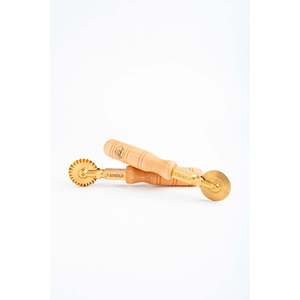Roue de coupe-pâtes professionnelle, coupe-ravioli, manche en bois naturel intemporel et tête en laiton durable (lot de 1 roue festonnée a - Product Image 5