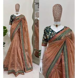 Design numérique en satin avec bordure de travail originale en diamant Satin fantaisie avec design Zarkan et chemisier contrasté - Product Image 1