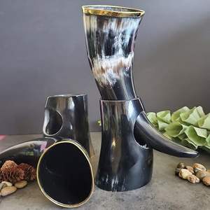 Dernier arrivage Corne à boire Viking Corne de buffle/Corne à boire Viking/Corne à boire Agate avec support pour corne Meilleure qualité - Product Image 1