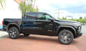 NUOVO GMC CANYON 4WD AT 4 2025, Pickup di Medie Dimensioni, 314 CV, TRASMISSIONE AUTOMATICA - Product Image 3