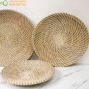 Plaque murale suspendue en rotin naturel, décoration murale en osier naturel vintage pour la maison, le jardin et l'hôtel. - Product Image 2