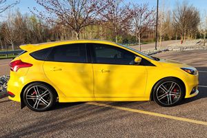 FORD FOCUS ST 2018 USADO, Volante a la Izquierda/Derecha - Product Image 2