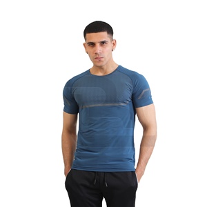 เสื้อยืดแนวสปอร์ตใส่สบายสำหรับผู้ชายเสื้อยืดผ้าคอตตอนโพลีเอสเตอร์ระบายอากาศได้ดีจากผู้ผลิต - Product Image 1