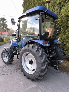 Tractor Lovol M404 de alta potencia para uso agrícola, con transmisión por engranajes, para huertos y viñedos, con cabina cerrada. - Product Image 5