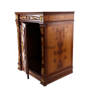 Meuble à chaussures de luxe de style Empire français avec élégante incrustation en noyer et accents en laiton doré moulé à la main pour entrée royale - Product Image 5