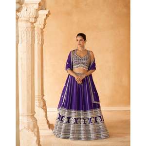 Lehenga Choli de la meilleure qualité, tissu Lehengha en géorgette véritable de qualité supérieure avec de riches broderies pour les mariages et les occasions spéciales. - Product Image 1