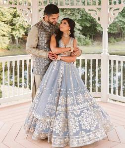Tenue de mariage pour femmes adultes de style indien et pakistanais, Lehenga Choli en tulle de haute qualité avec travail Zari, Blouse en satin Banglori et Dupatta - Product Image 2