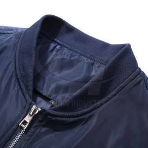 Blouson bomber de qualité supérieure, style jeune, en nylon et polyester résistant, en vente, qualité export. - Product Image 2