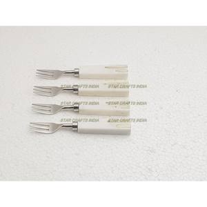 STAR CRAFTS INDIA Nouveau Meilleur design Vente en gros Acier inoxydable et résine Cuillères de service Ensemble de couteaux à beurre Fabricant indien - Product Image 4