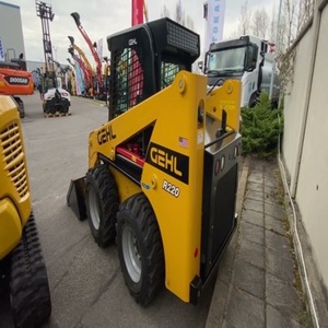 รถตักล้อยาง GEHL Skid Steer Loader R220 ดีเซล 4 ตัน รับน้ำหนักได้ 4 ตัน สีเหลือง อุปกรณ์ก่อสร้าง ระบบ PLC เกียร์แบริ่ง บำรุงรักษาง่าย - Product Image 4