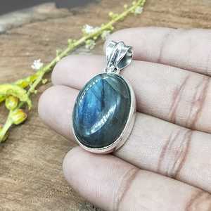 Labradorite Setting fait main Pendentif en argent sterling 925 Pendentif en argent fait à la main Pendentif style ethnique fait à la main - Product Image 1