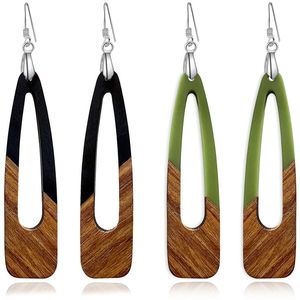 Boucles d'oreilles pendantes en bois vintage gravées au laser personnalisées pour mariage - Commande en gros disponible - Product Image 3