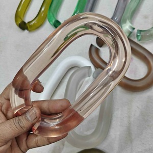 Chaînes en résine personnalisées de qualité supérieure avec une transparence élevée pour la décoration intérieure, le style intérieur et la décoration murale - Product Image 4